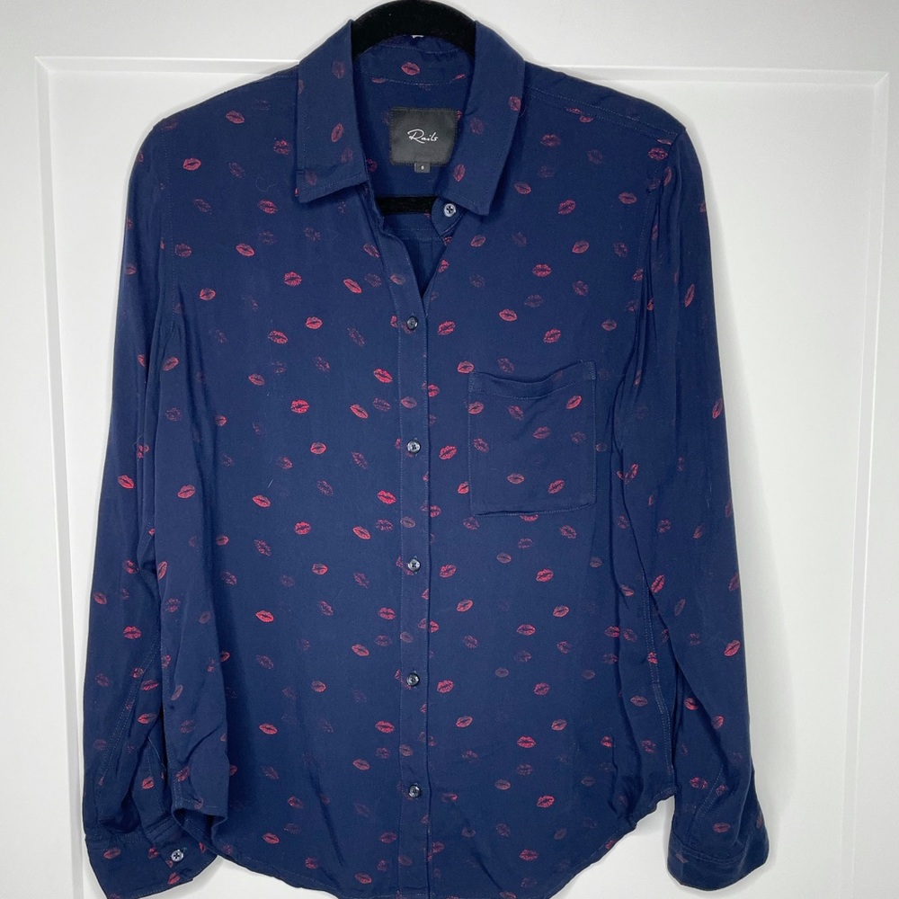 Rails, Kiss Kiss button-up 💋💋